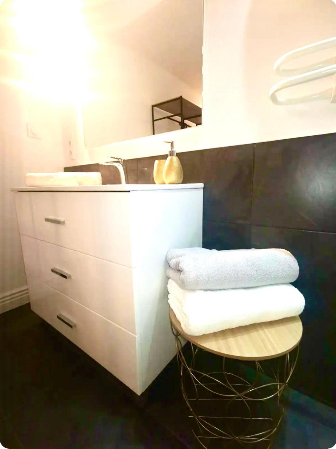 Appart-One Terrasse Jacuzzi Parking Carcassonne Zewnętrze zdjęcie